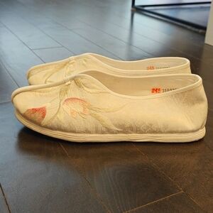 Chinese handmade classic flat